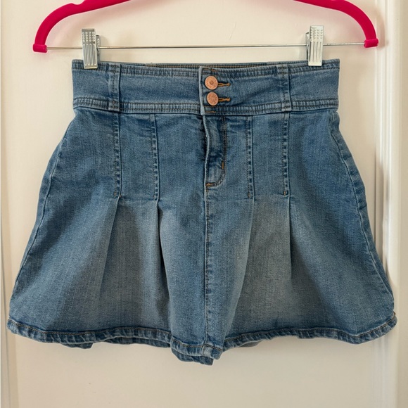 Abercrombie Kids pleated denim stretch mini - Picture 1 of 4
